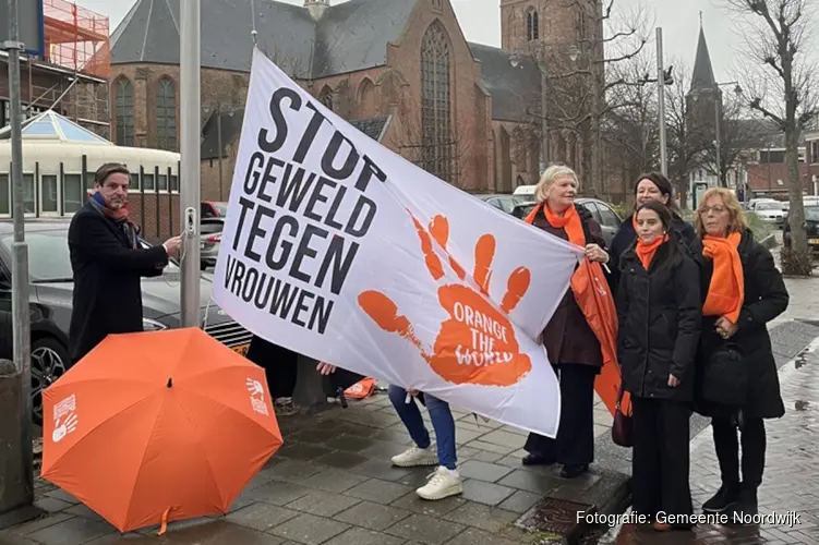 Oranje vlag en vuurtoren tegen geweld tegen vrouwen