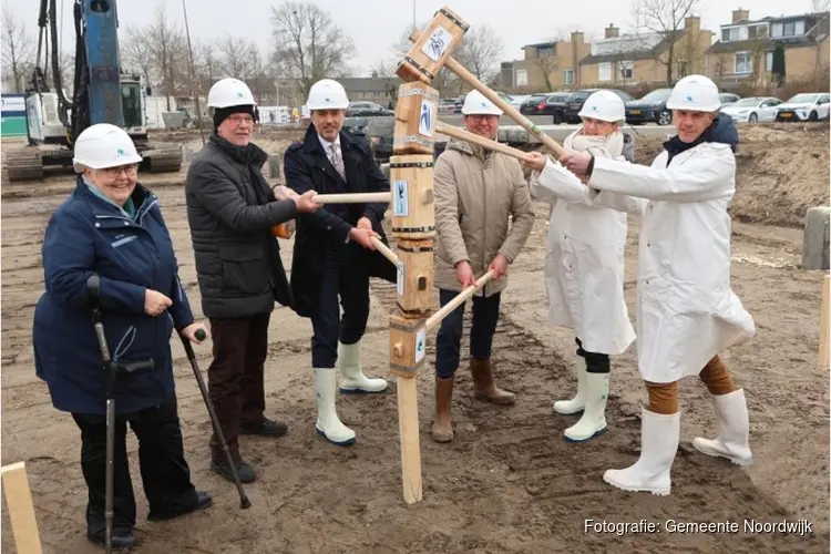 Nieuwbouw zwembad De Schelft feestelijk van start